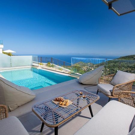 Inorato - Luxury Villa With Private Swimming Pool Kalamítsi المظهر الخارجي الصورة